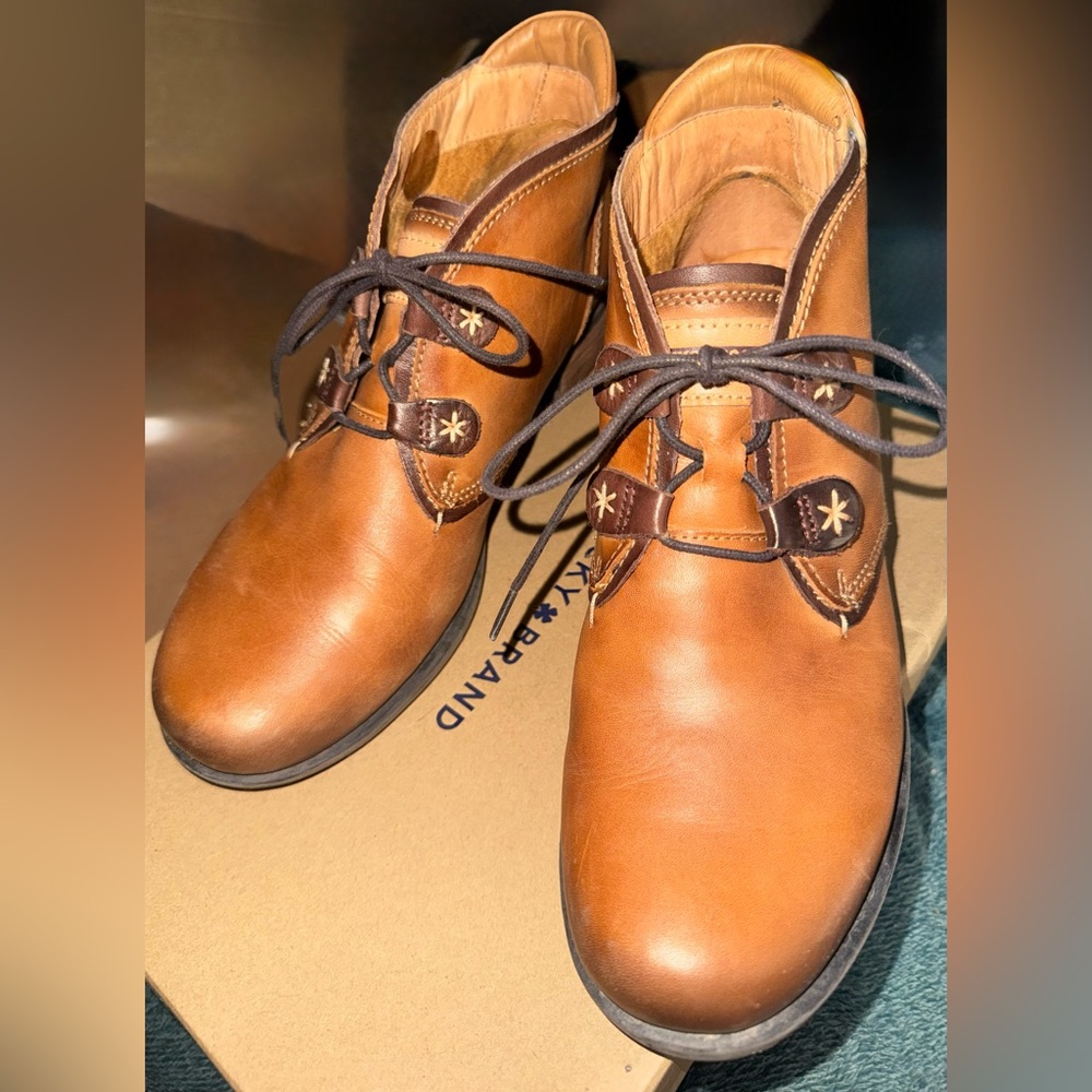 Lucky Brand Pikolinos 39 Women’s 9.5